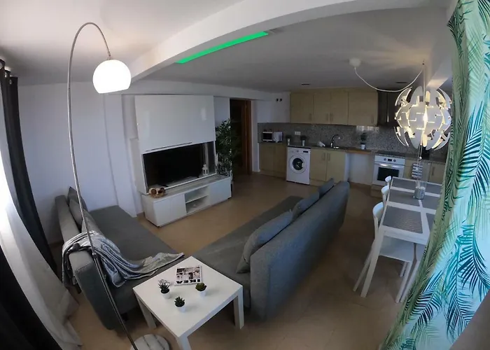 A Primera Linea De Mar En Apartament